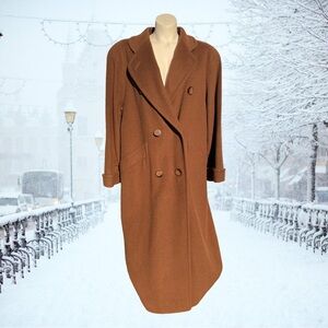 Vintage London Fog Wool/Angora/Cashmere Double Breasted Overcoat/ Lined Interior